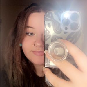 Meet your Posher, Hailey